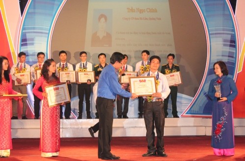 82 outstanding young workers honored - ảnh 1